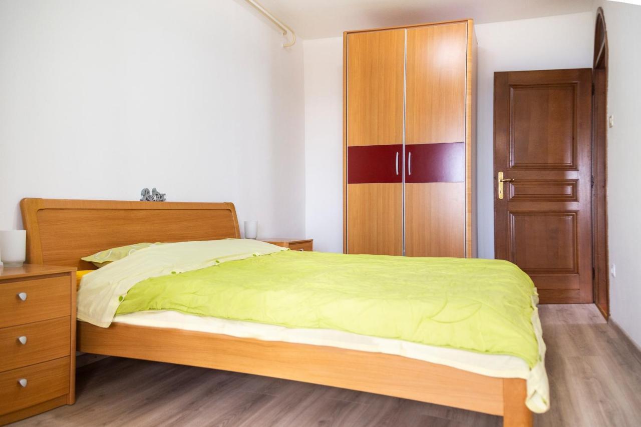 Sunny Apartment בפורטורוז מראה חיצוני תמונה